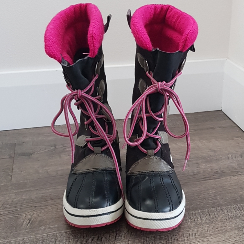 Snow Boots